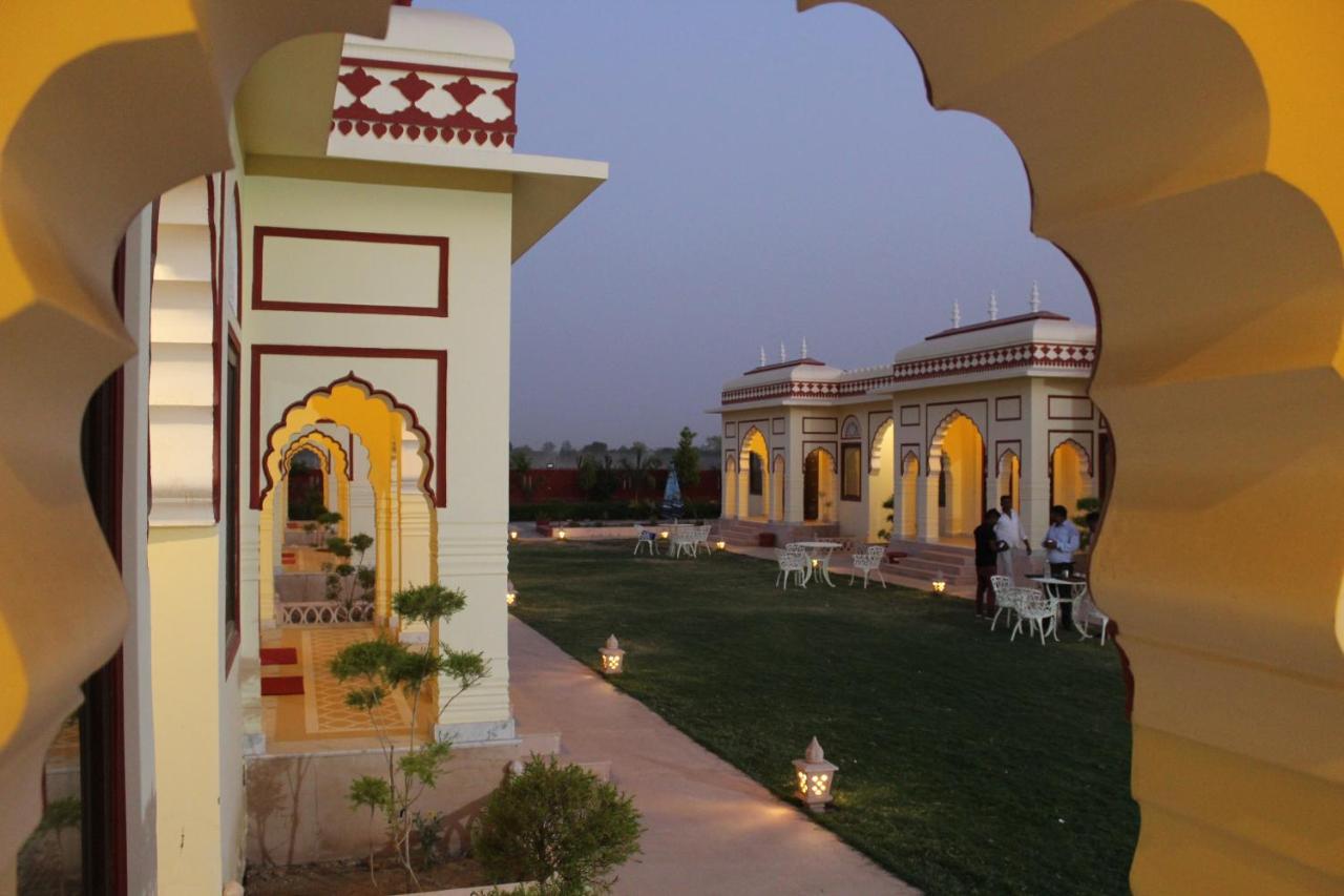 Hotel The Grand Barso Bharatpur Exterior foto